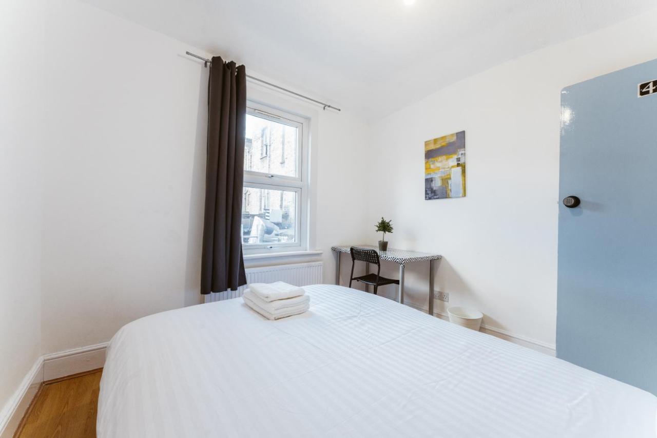 Mile End Double Rooms 86A Londra Dış mekan fotoğraf