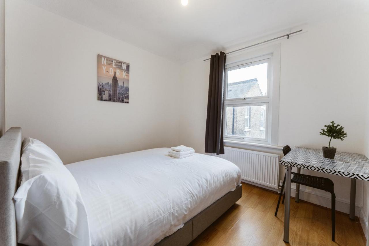 Mile End Double Rooms 86A Londra Dış mekan fotoğraf